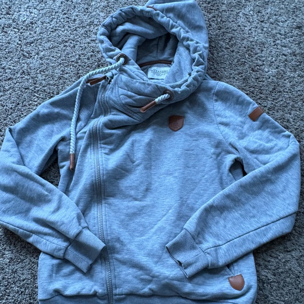 Wanakome GreyHooded Sweatshirt with Leather Accents